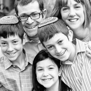 Meet your Posher, Sharon